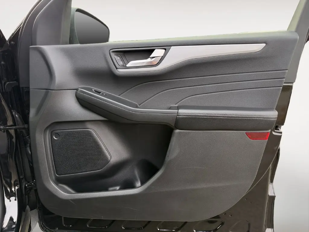 2025 Ford Escape - $28,775
