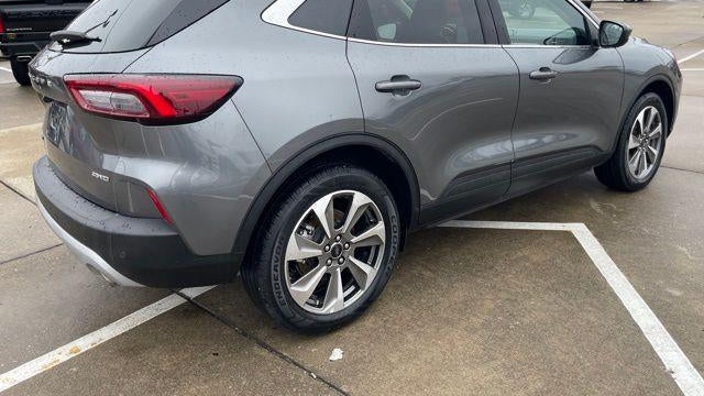 2025 Ford Escape Platinum