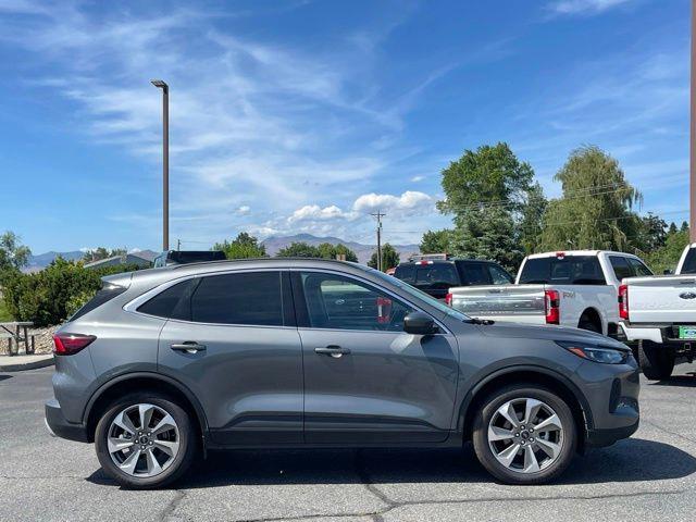 2025 Ford Escape - $27,795