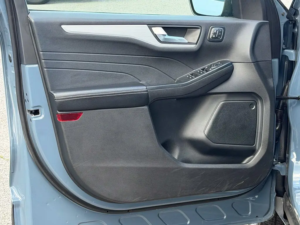2025 Ford Escape - $28,991