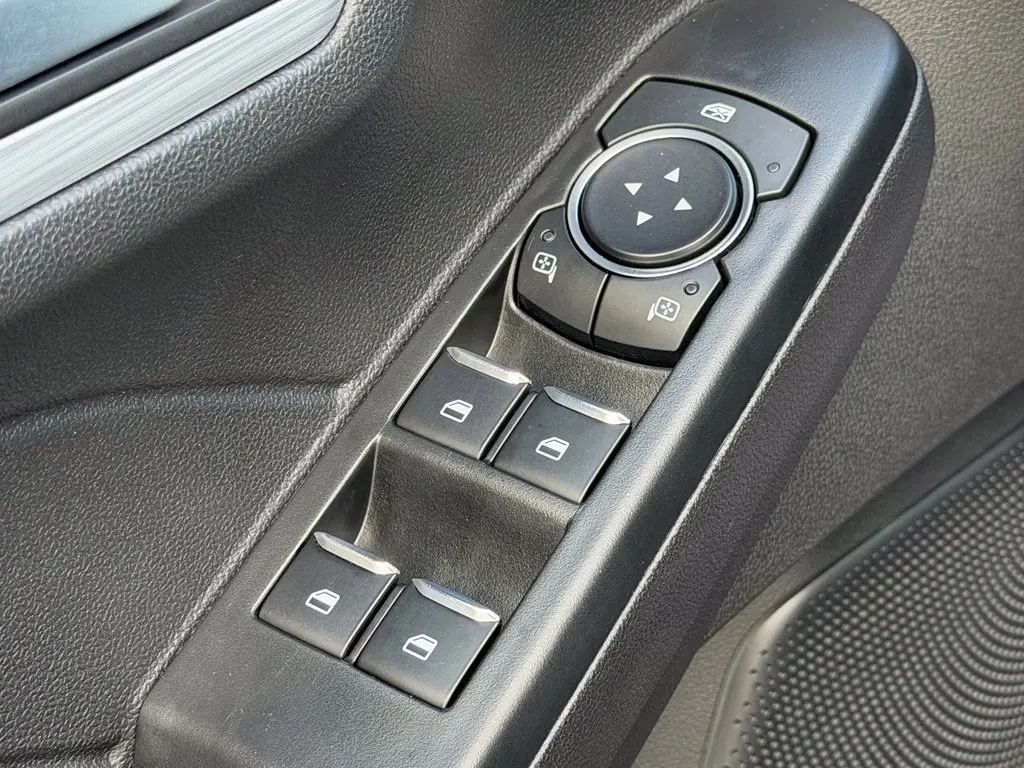 2025 Ford Escape - $28,991
