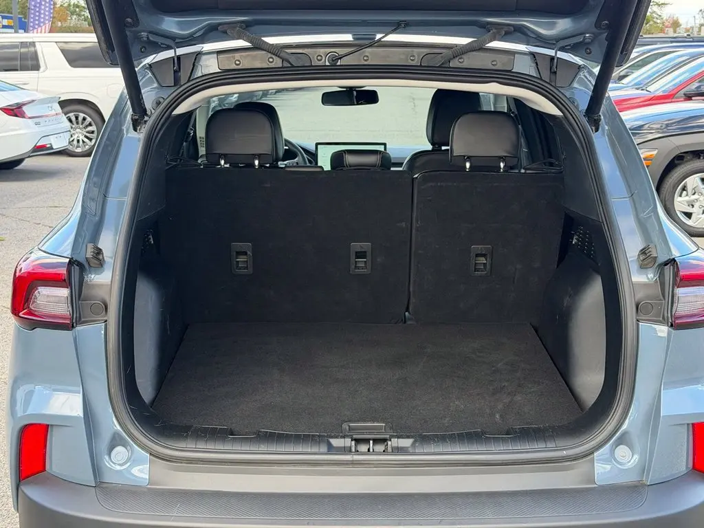 2025 Ford Escape - $28,991