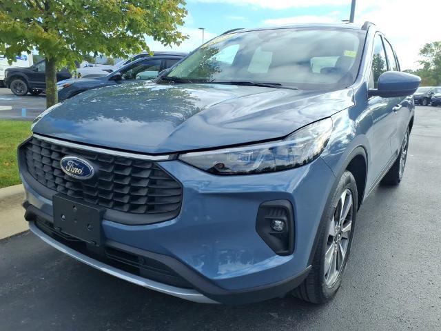 2025 Ford Escape - $26,990