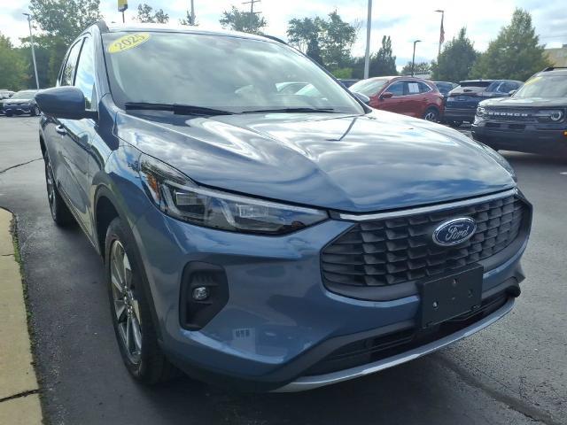 2025 Ford Escape - $26,990