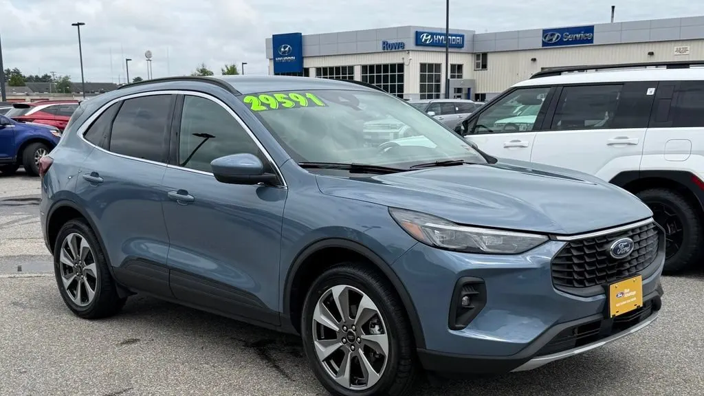 Preowned 2025 Ford Escape Platinum for Sale