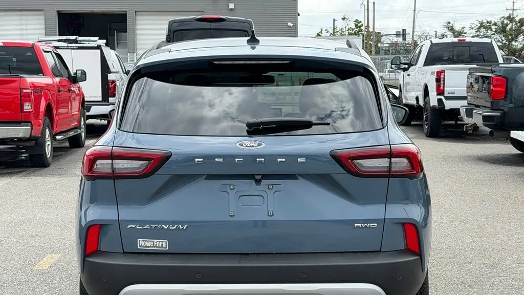 2025 Ford Escape Platinum