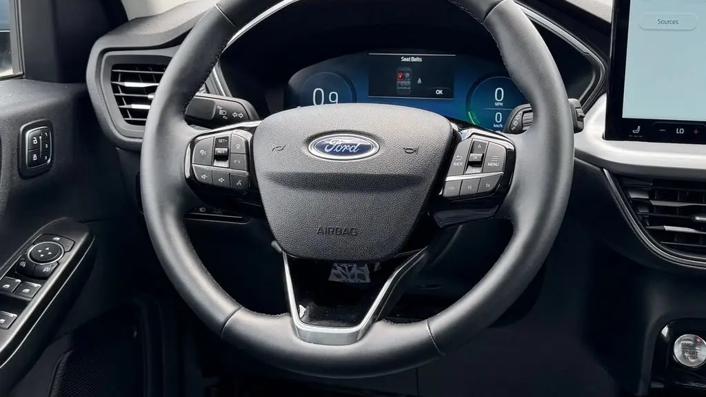 2025 Ford Escape Platinum