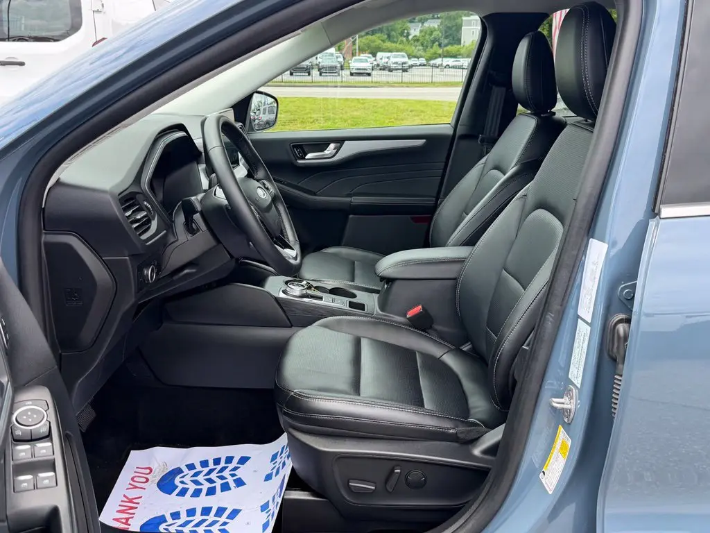 2025 Ford Escape - $28,496
