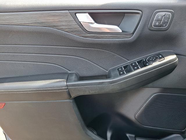 2023 Ford Escape - $24,980