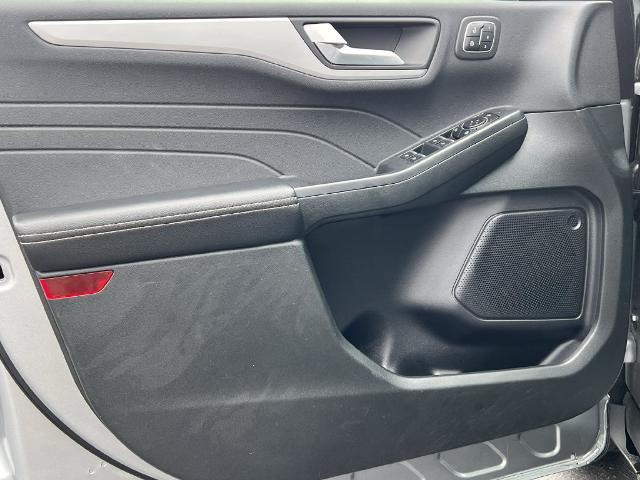2023 Ford Escape - $26,114
