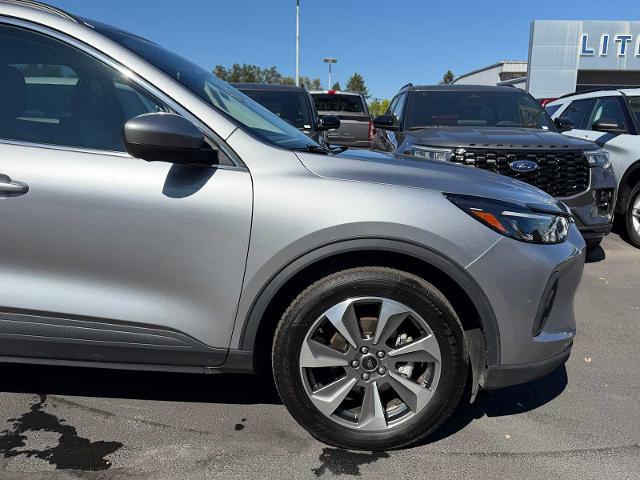 2024 Ford Escape - $27,499