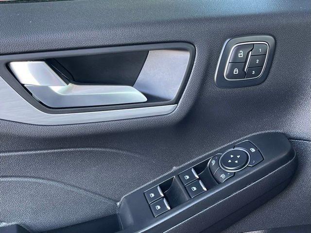 2025 Ford Escape - $27,983