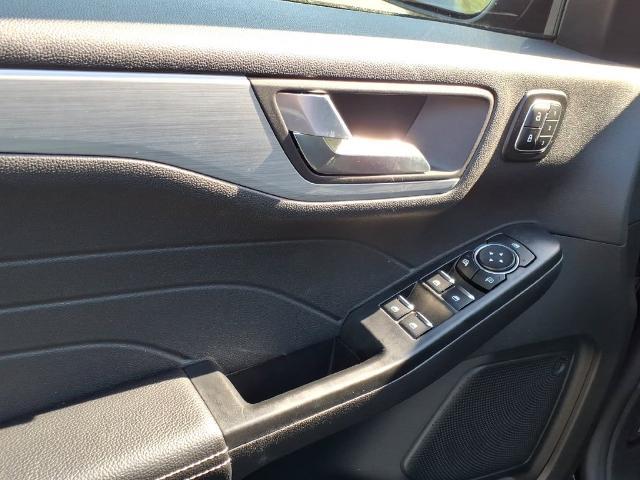 2025 Ford Escape - $26,990