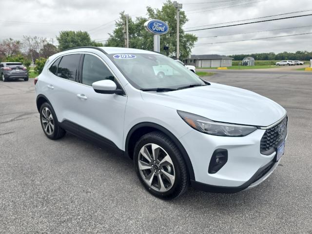 2025 Ford Escape - $25,995