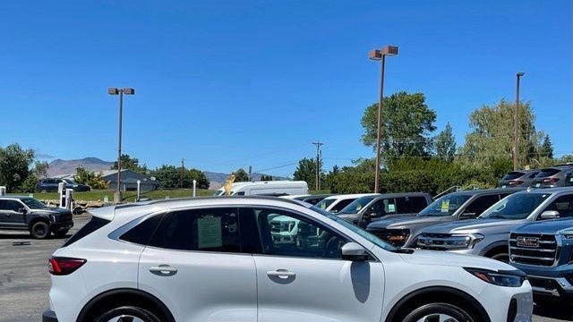 2025 Ford Escape Platinum