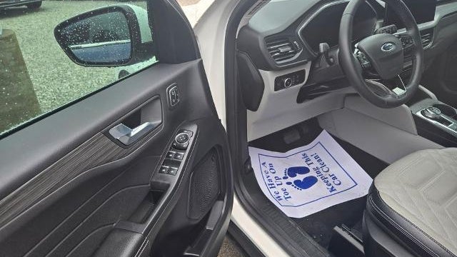 2023 Ford Escape Platinum
