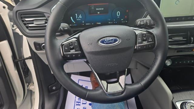 2023 Ford Escape Platinum