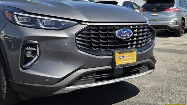 2023 Ford Escape Platinum