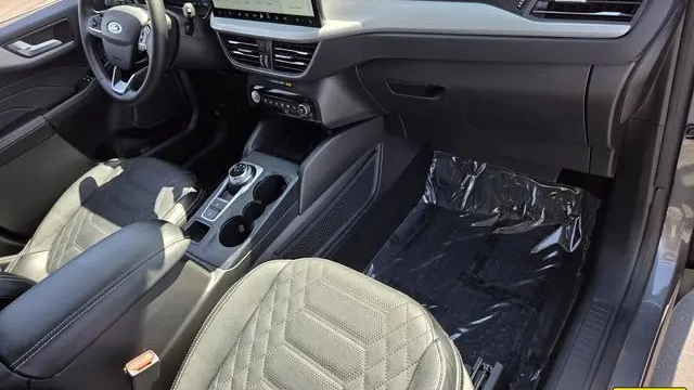 2023 Ford Escape Platinum
