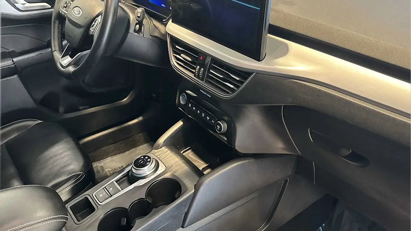 2024 Ford Escape Platinum