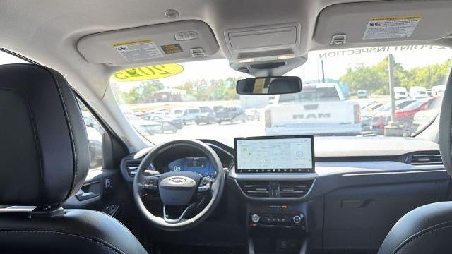 2025 Ford Escape Platinum