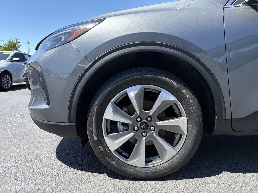 2025 Ford Escape - $26,964