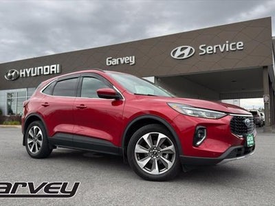 2023 Ford Escape AWD Platinum 4DR SUV