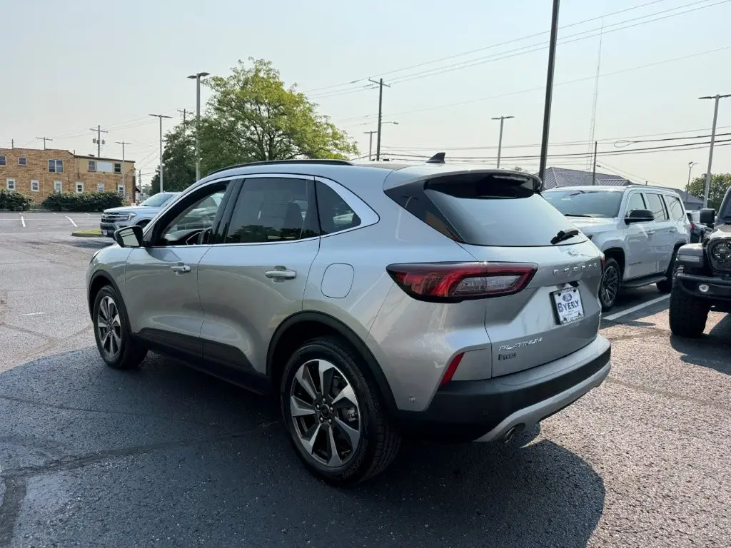 2023 Ford Escape - $29,749
