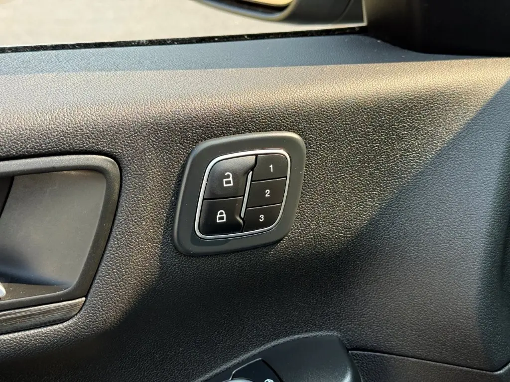 2023 Ford Escape - $29,749