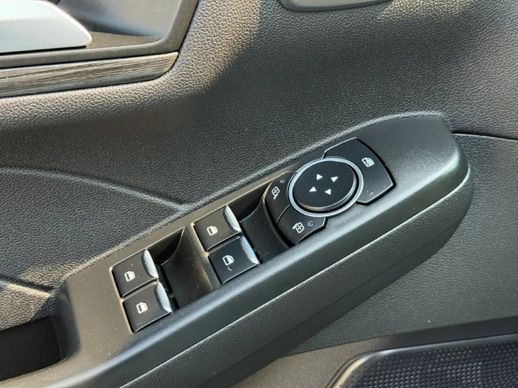 2023 Ford Escape - $29,749