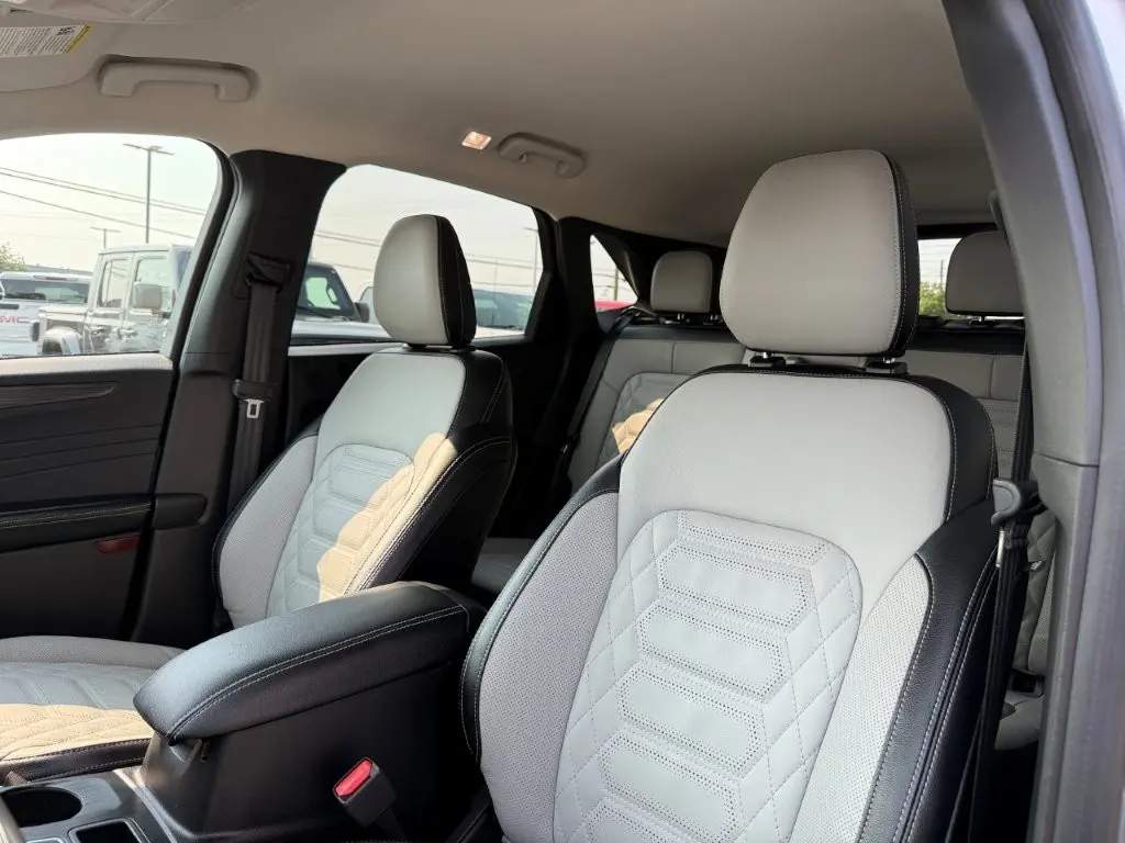 2023 Ford Escape - $29,749