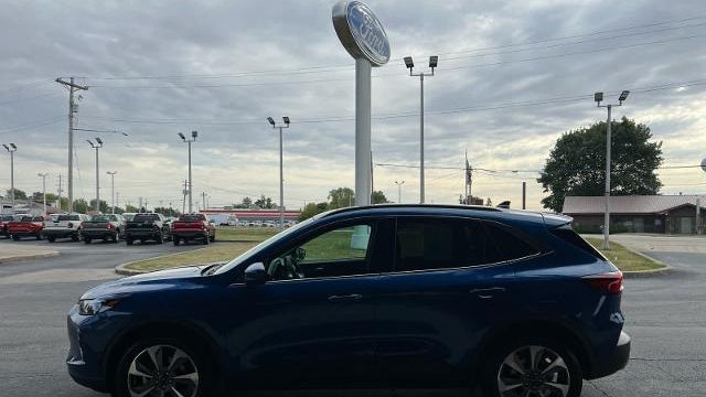 2023 Ford Escape Platinum
