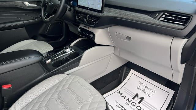 2023 Ford Escape Platinum