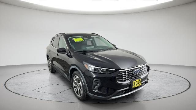 2025 Ford Escape - $25,998
