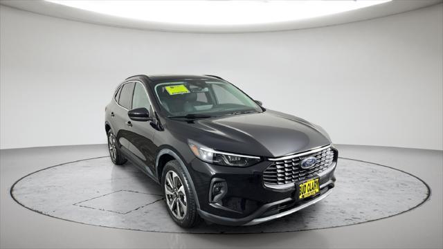 2025 Ford Escape - $26,198