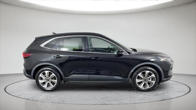 2025 Ford Escape - $26,198