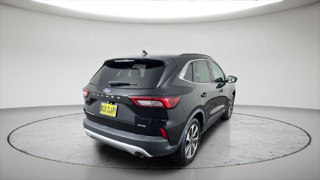 2025 Ford Escape - $26,198