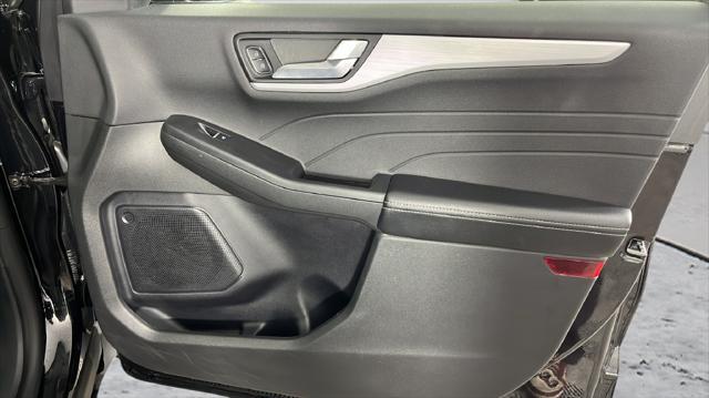 2025 Ford Escape - $26,198