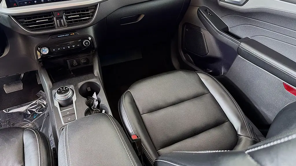 2024 Ford Escape Platinum