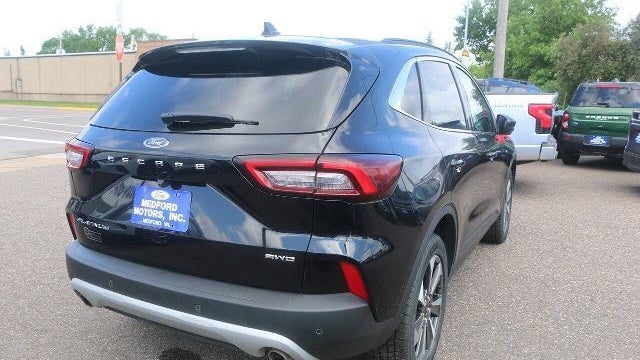 2024 Ford Escape Platinum