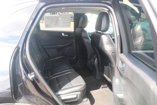 2024 Ford Escape - $27,400