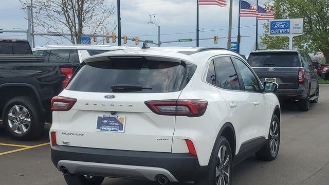 2024 Ford Escape Platinum