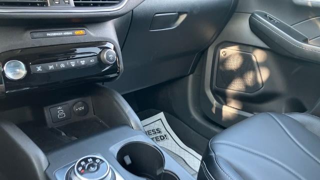 2025 Ford Escape Platinum