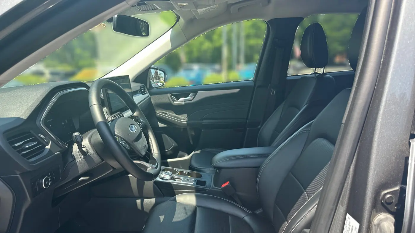 2025 Ford Escape Platinum
