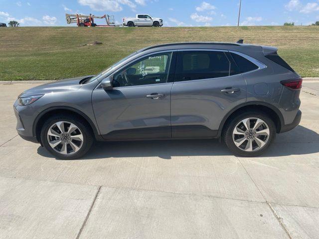 2025 Ford Escape - $28,450