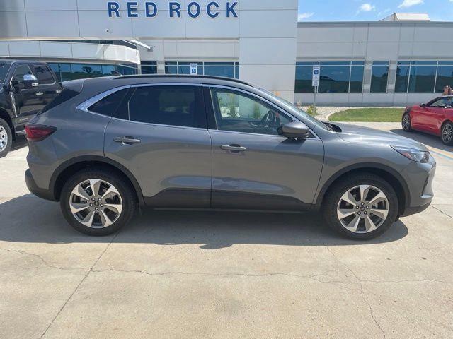 2025 Ford Escape - $28,450