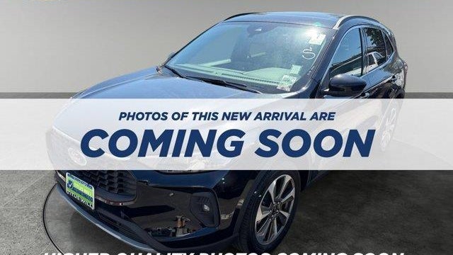 2025 Ford Escape Platinum