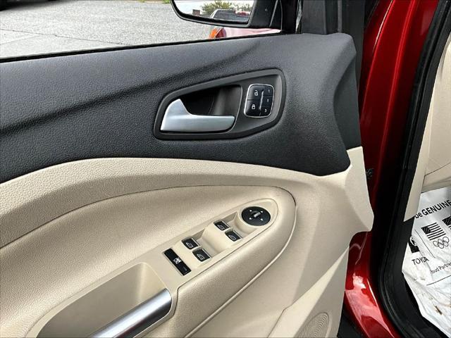 2016 Ford Escape - $7,999