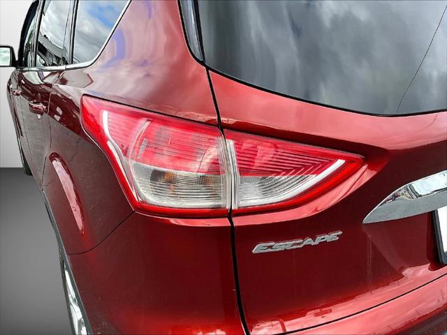 2016 Ford Escape - $7,999