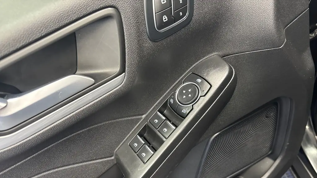 2025 Ford Escape Hybrid Platinum